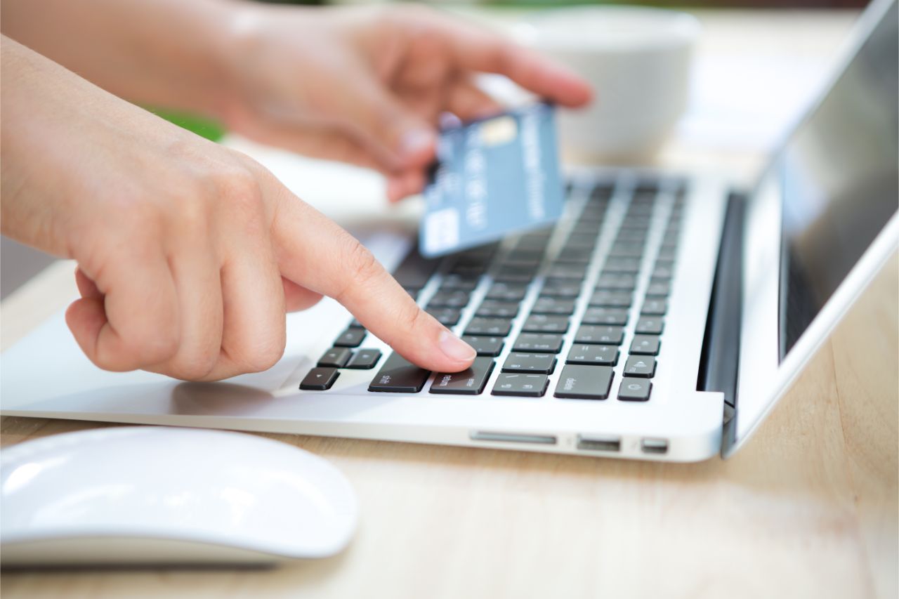 6 Advantages Of Paying Online For Your Supermarket Items
